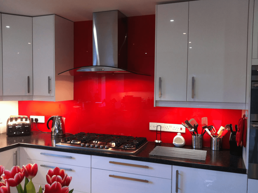 laquerd-glass-kitchen1